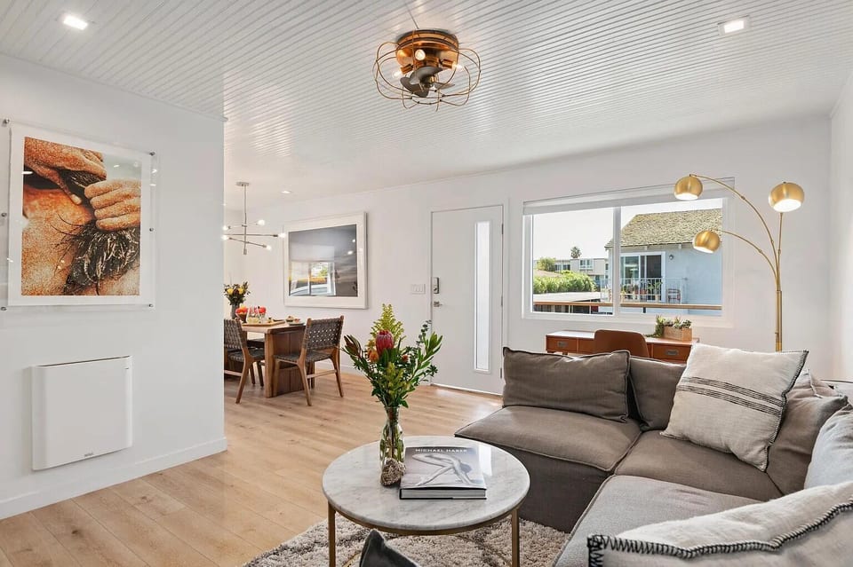 160 Ash Avenue Apt 3