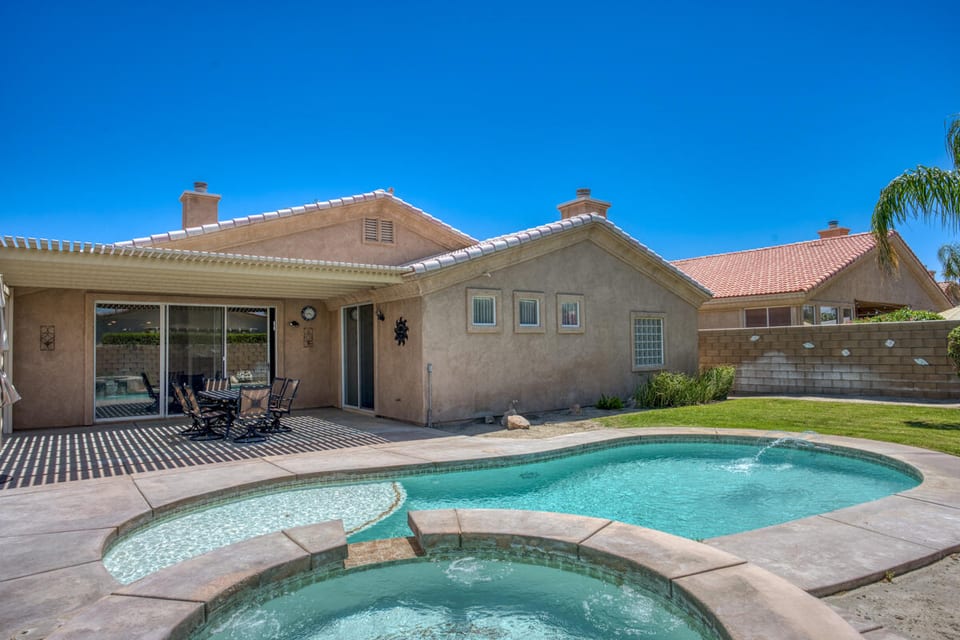 78282 Calico Glen Drive