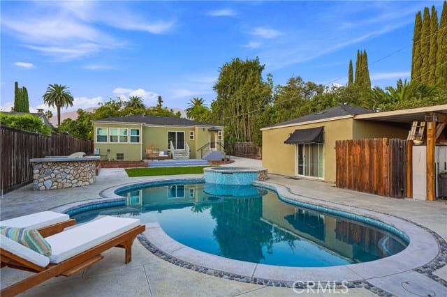 1770 Paloma St, Pasadena, CA 91104