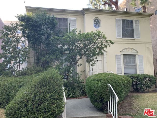 325 North Palm Drive
