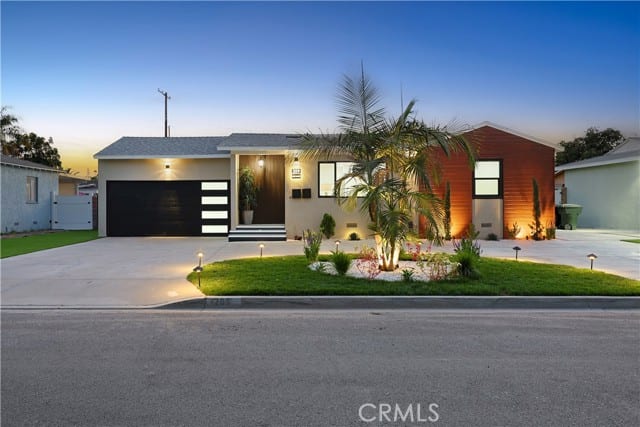 209 North Dahlia Drive