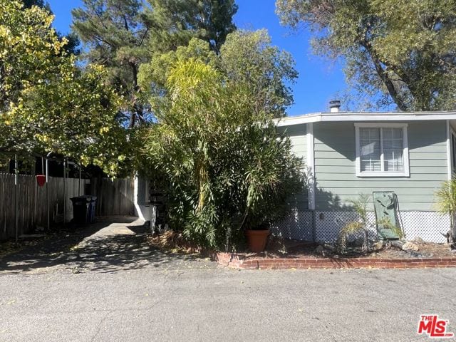 30473 Mulholland Hwy