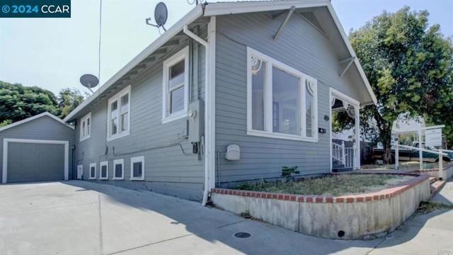 206 Crest Street