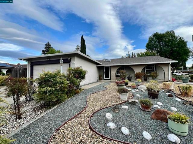 2209 Lopez Drive