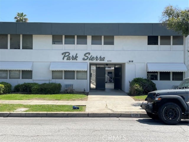 626 South Sierra Vista Avenue