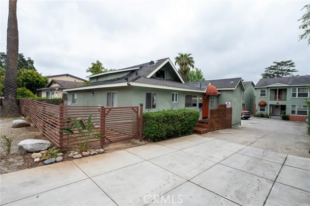 856 Alameda Street