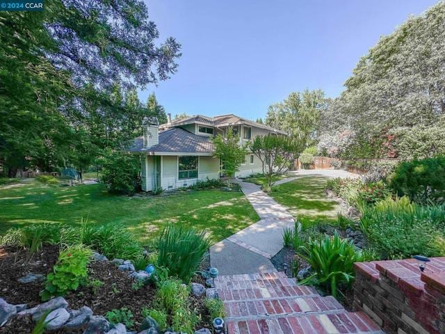 1131 Douglas Ct