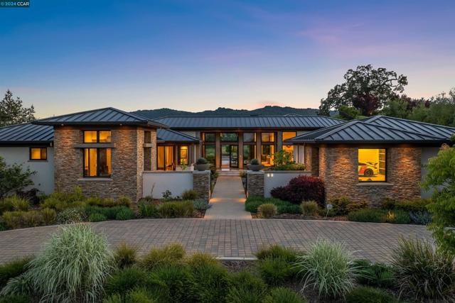121 Alamo Springs Dr