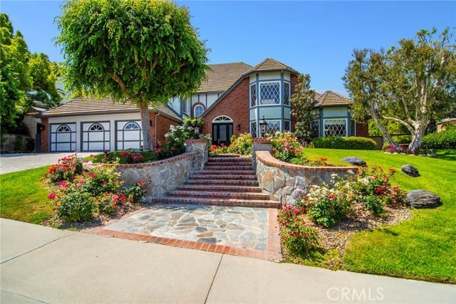 29360 Castlehill Drive