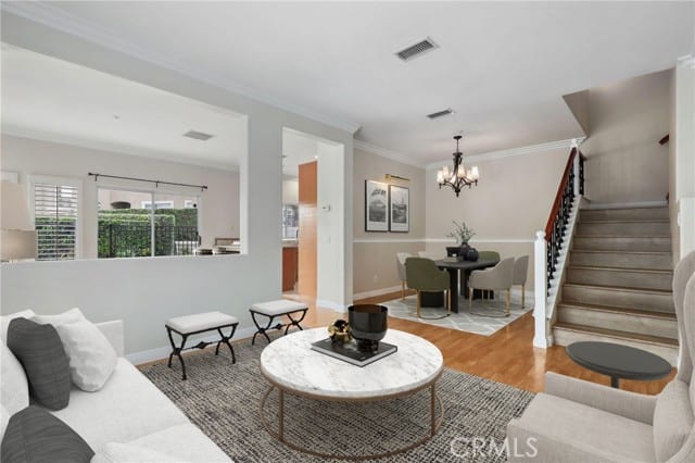 53 Vellisimo Drive