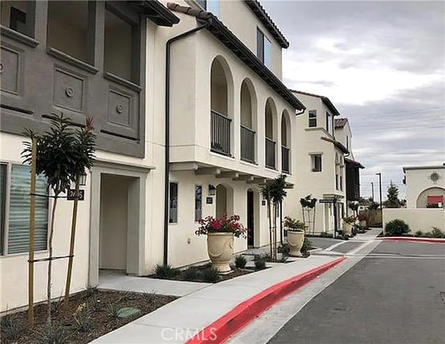 2603 Winston Court