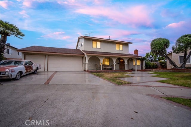 2233 East Olmstead Way