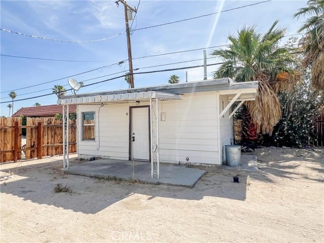 6433 Cholla Avenue