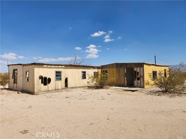 5 Mac Rae Road