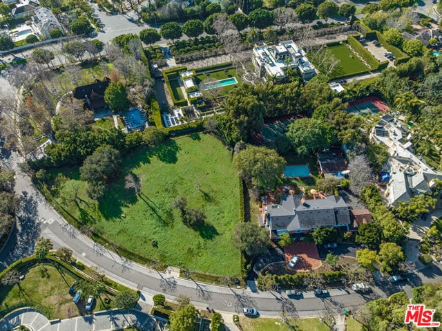 602 Mountain Drive