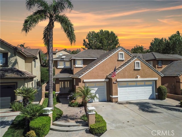 8810 East Foxhollow Drive