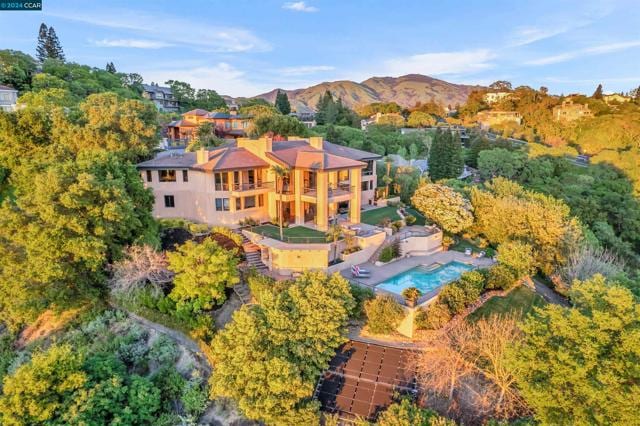 65 Inverrary Ln