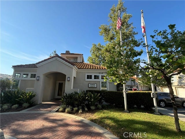 4240 Lost Hills Road