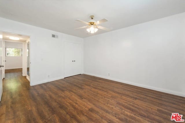 1122 West HUNTINGTON Drive