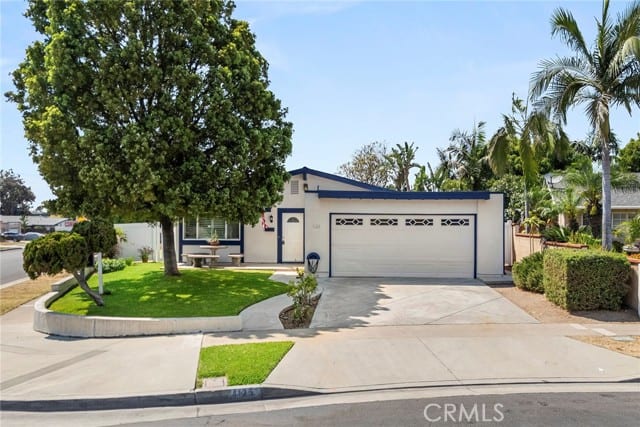 4125 East Fauna Avenue