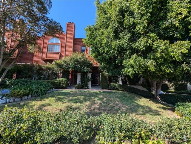 1137 Fairview Avenue