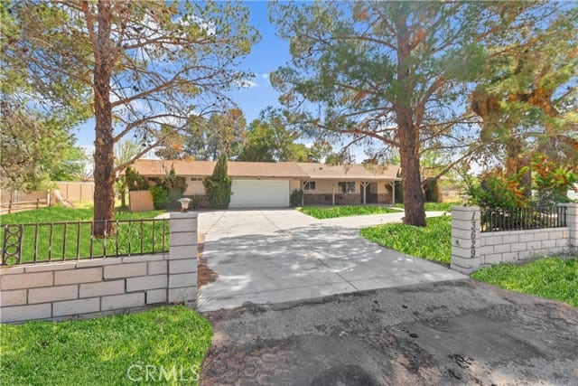13629 Jicarilla Road