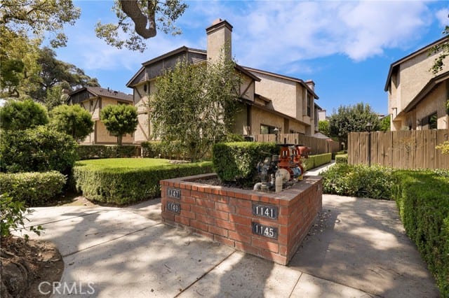 1141 Arcadia Avenue