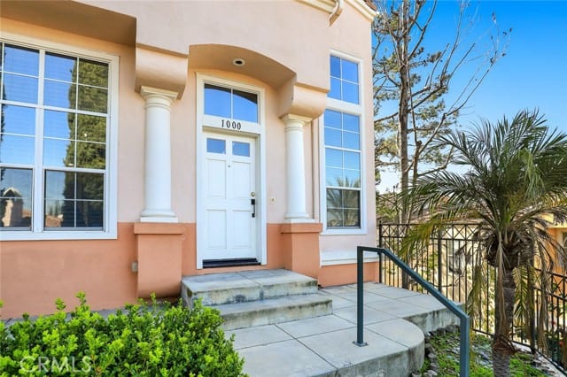 1000 South Volterra Way