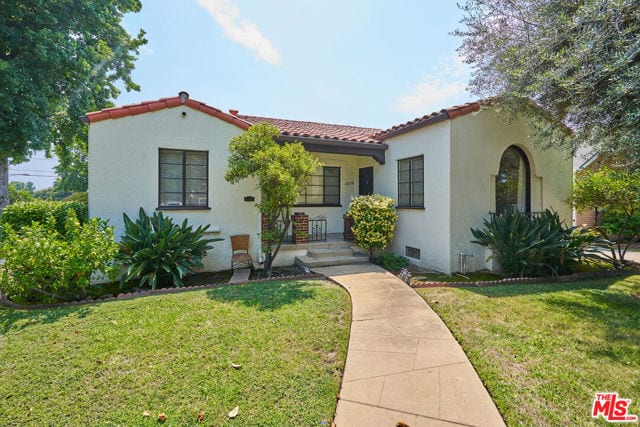 1600 South Sierra Vista Avenue