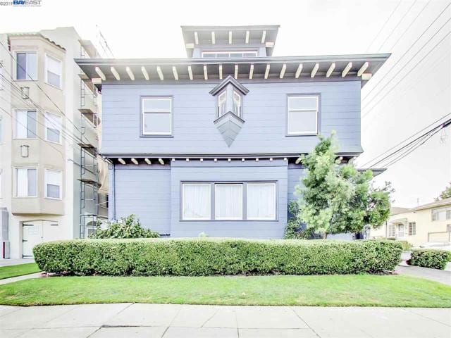 2100 Santa Clara Ave