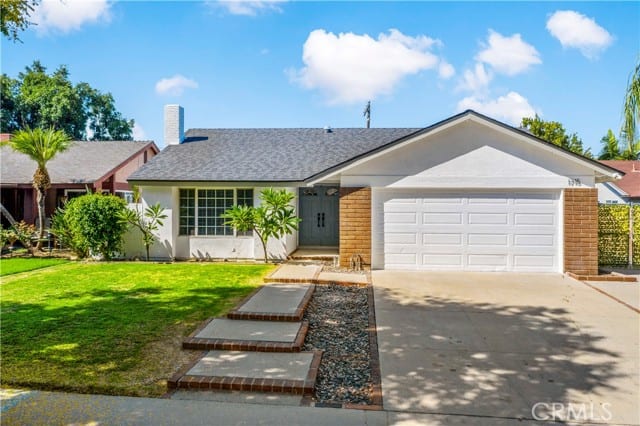 1715 North Oak Knoll Drive