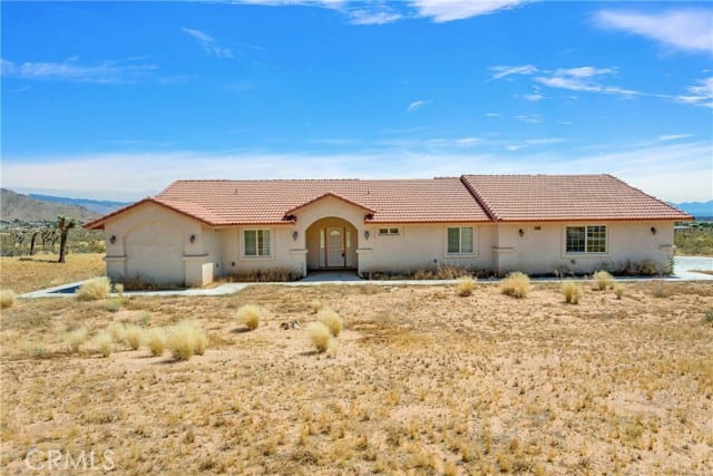 24595 Cahuilla Road