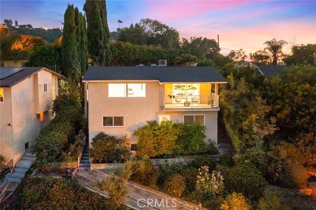 2532 Loma Vista Drive