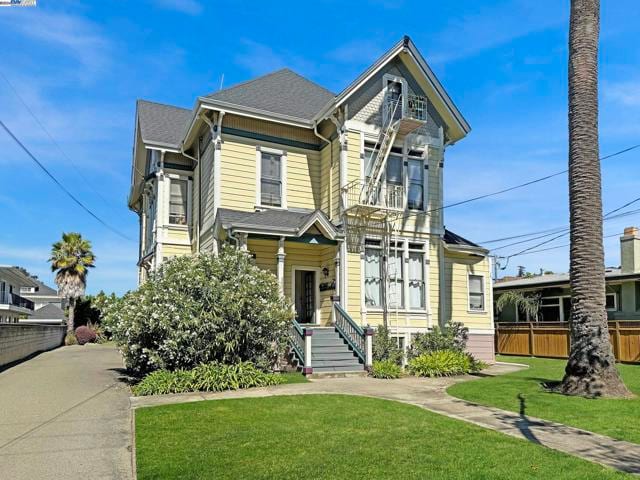 2061 Central Ave