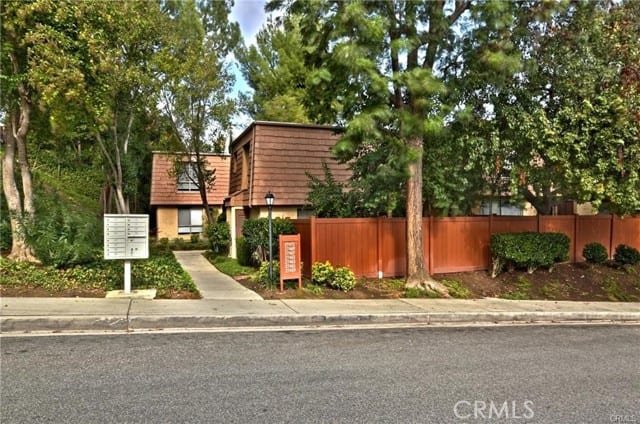 27467 Country Glen Road
