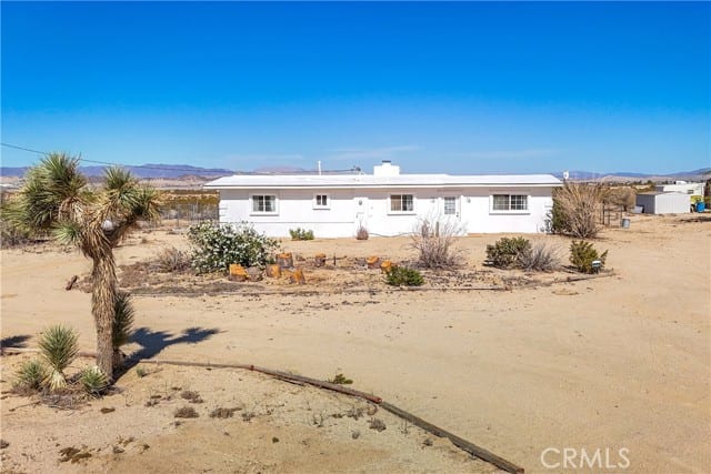 3025 Bluegrass Avenue
