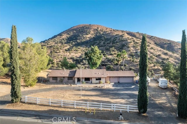 3120 Country Way