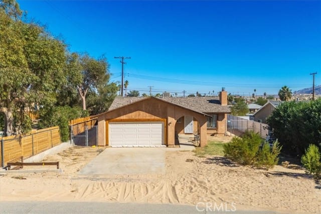 6015 Mojave Avenue