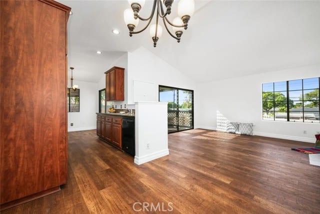 3561 West Greentree Circle