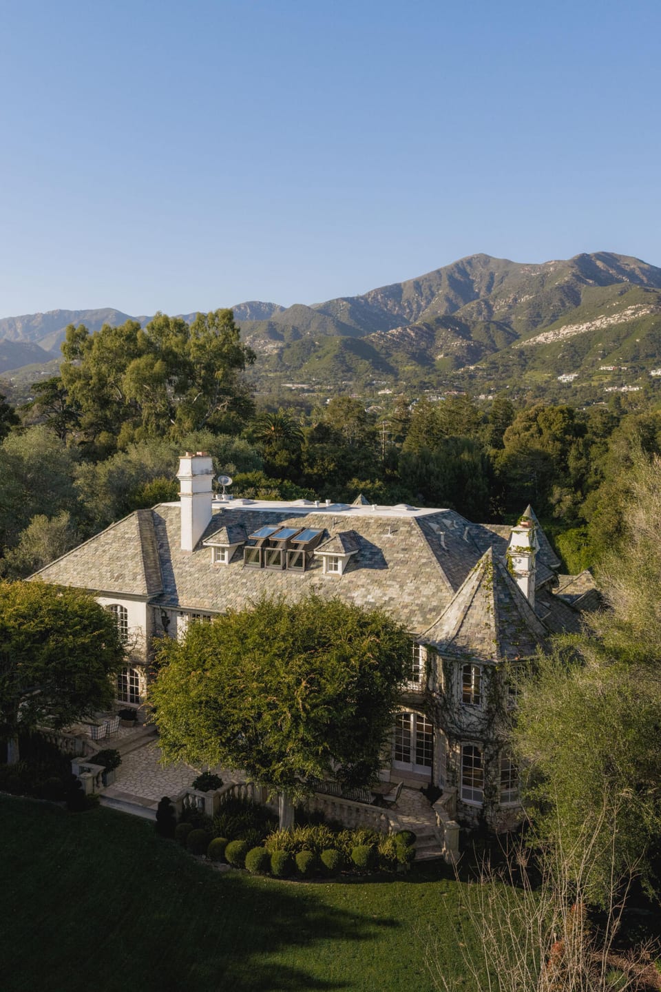 1567 E Valley Road, MONTECITO, CA 93108
