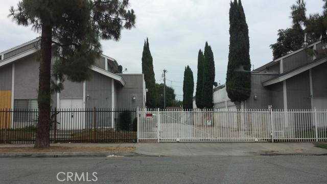 2104 Raymond Avenue