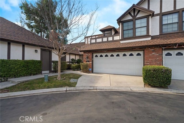 950 South Rim Crest Drive