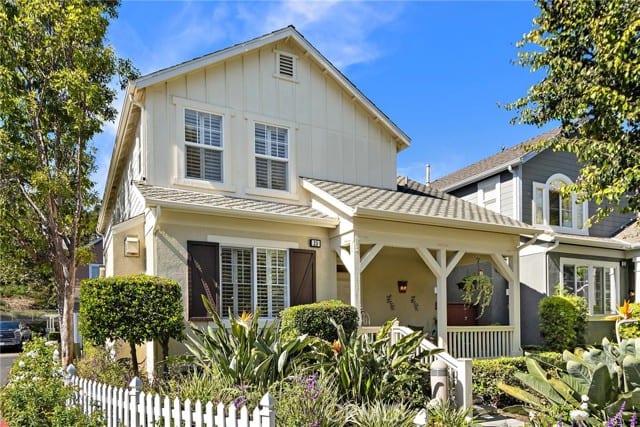 25 Bluff Cove Dr.