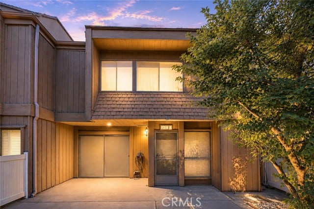 455 West Duarte Road