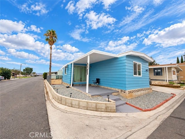 20683 Waalew Road
