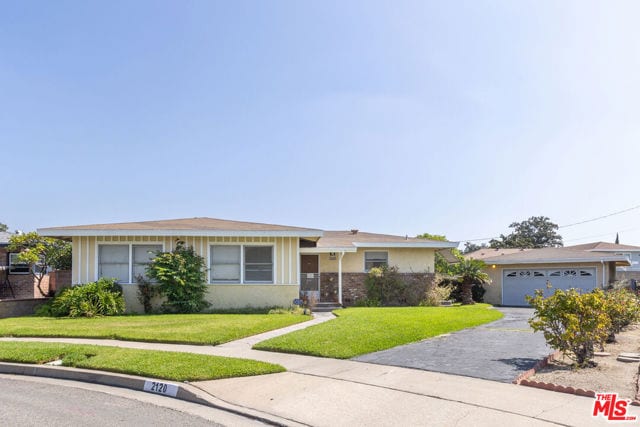 2120 East Napa Place