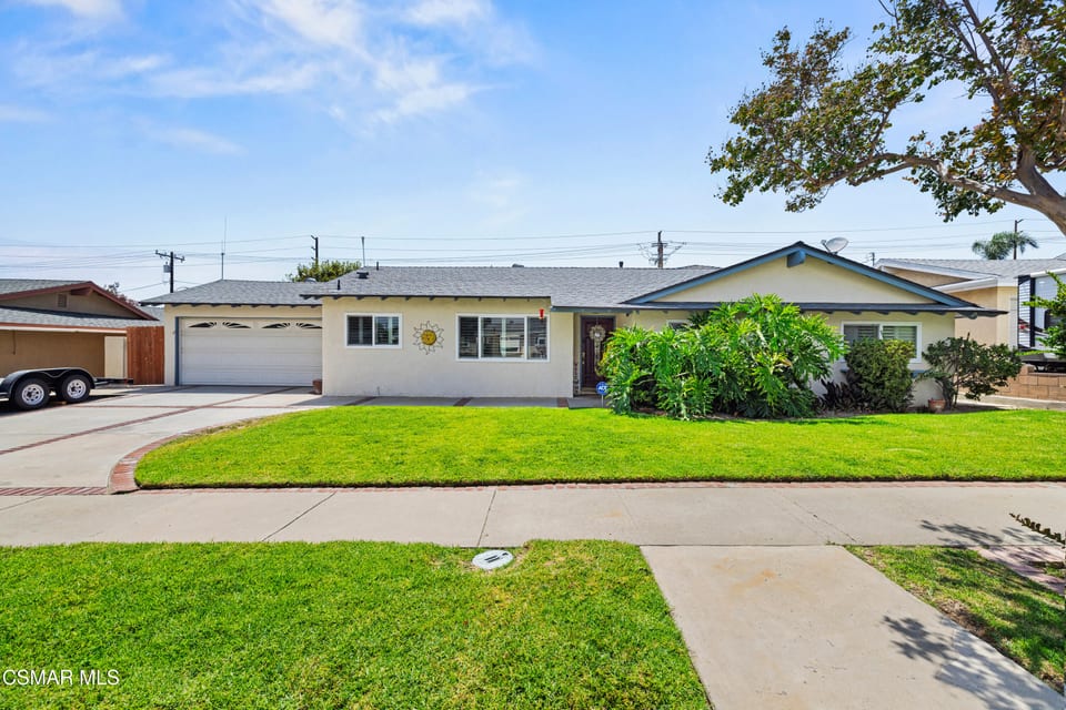 3079 Waco Avenue