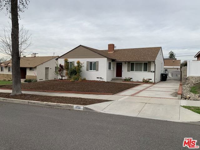 649 TUFTS Avenue