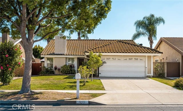 1231 North Dolores