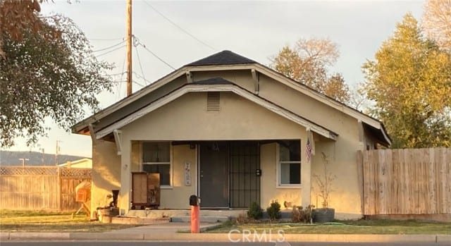 1106 West Carlos